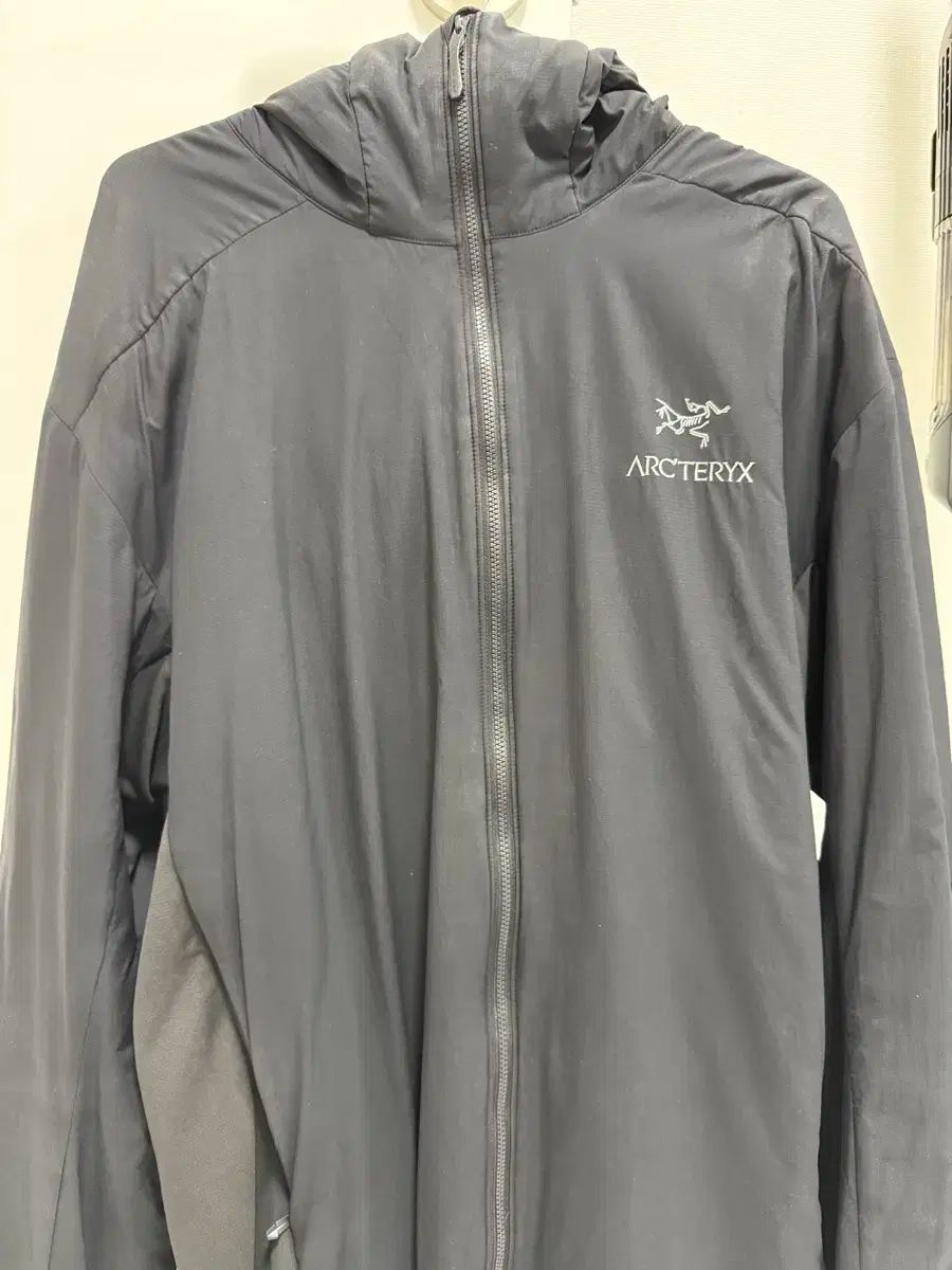 ARC TERYX アークテリクス Atom アトム LT フーディ ブラック XL