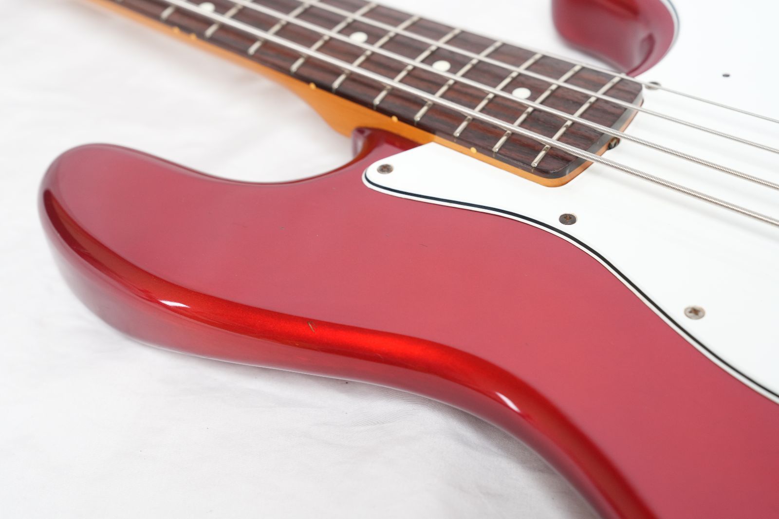 G&L USA L-2000 BASS サンバースト 4弦ジャンク品 G&L USA L-2000 BASS サンバースト 4弦ジャンク品 G&L L-2000 BASS USA