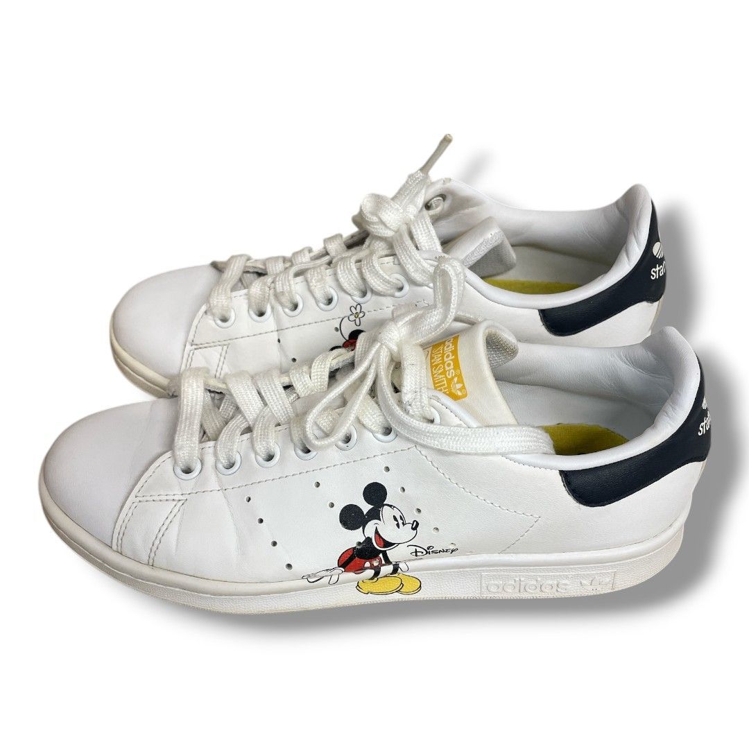【美品】アディダス　スタンスミス　24cm スニーカー　ディズニー　GW2250 adidas× Disney GW2250 stan smith アディダス×ディズニー