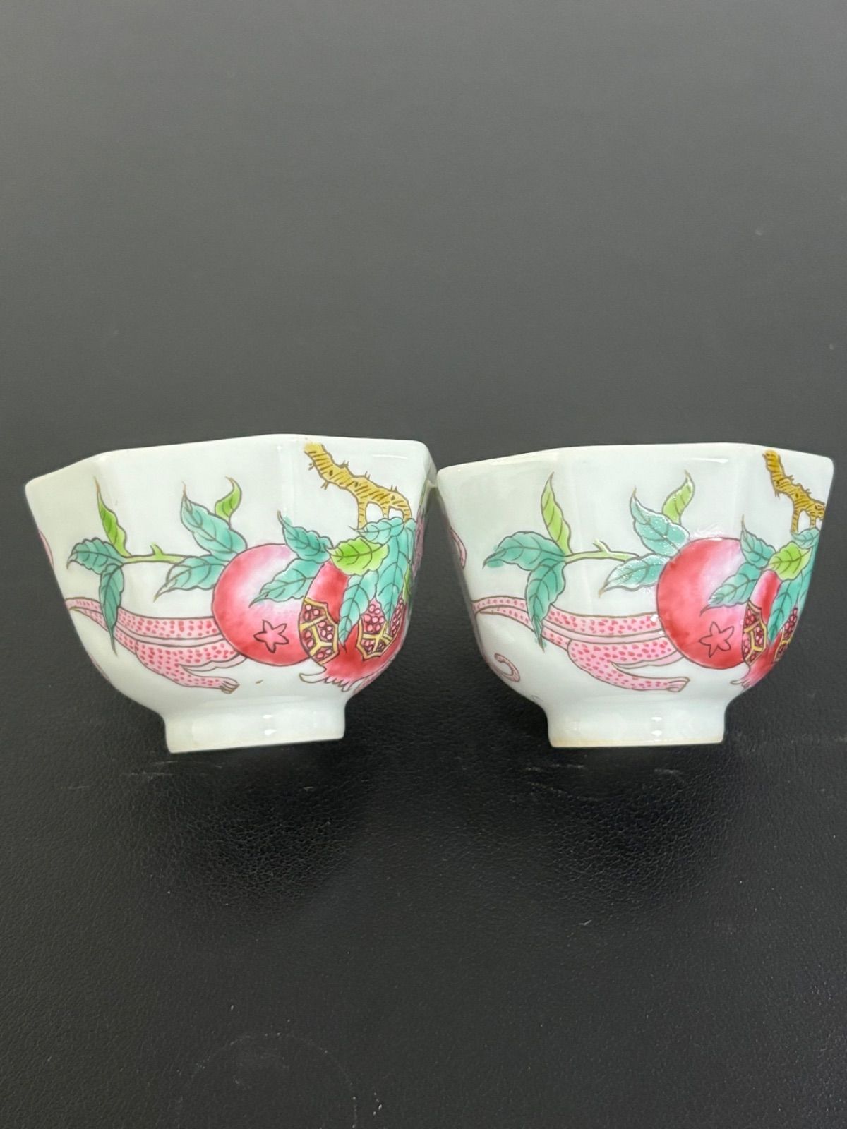 中国　瓷器　茶碗　中国美術　茶器　煎茶道具 2つ 中国 瓷器 龍 茶碗 中国美術 茶器 煎茶道具 二件組 景徳鎮手書き