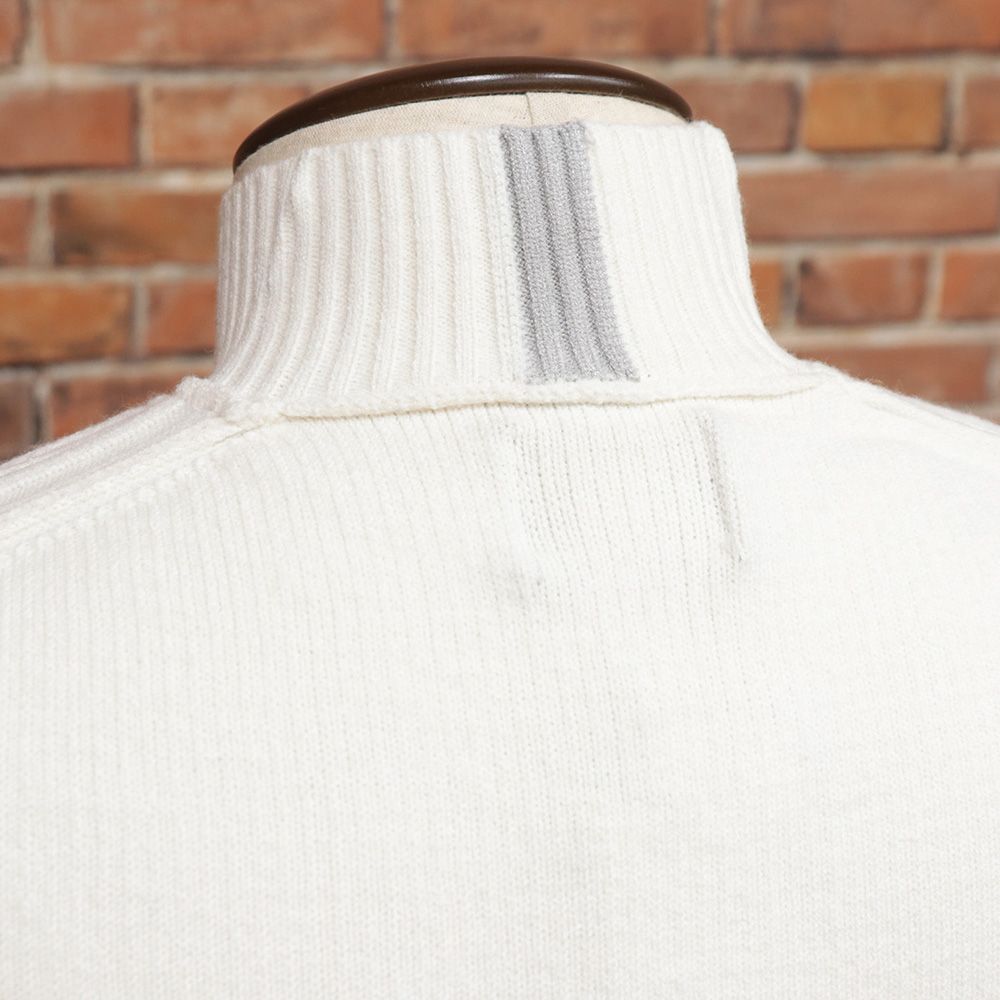 3.1万　イタリア製 BOB ハイゲージハイネックニット 白 タートルネック タートルネック ハイネック ニット セーター リブ編み/薄手/薄地/白/黒