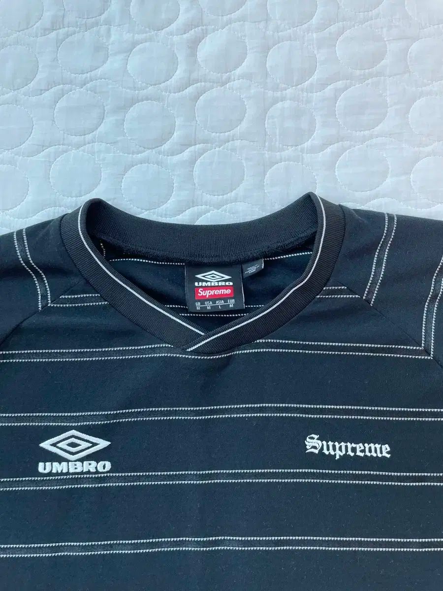 Supreme シュプリーム アンブロ UMBRO ストライプ サッカー ジャージ ブラック