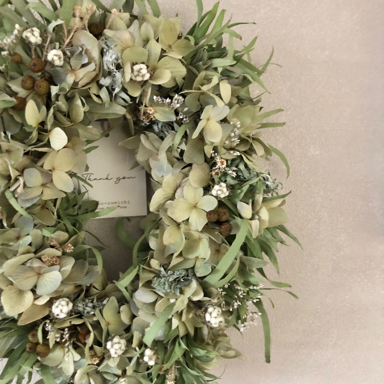 summer breeze 風そよぐ夏 ブルーブッシュとユーカリのオーバルリース