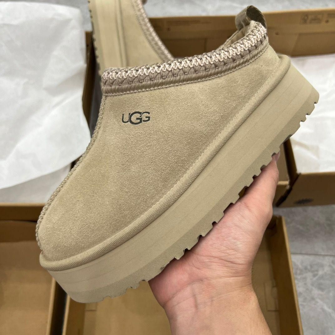 UGG アグ TAZZ タズ Chestnut 厚底ファーサンダル - サンダル