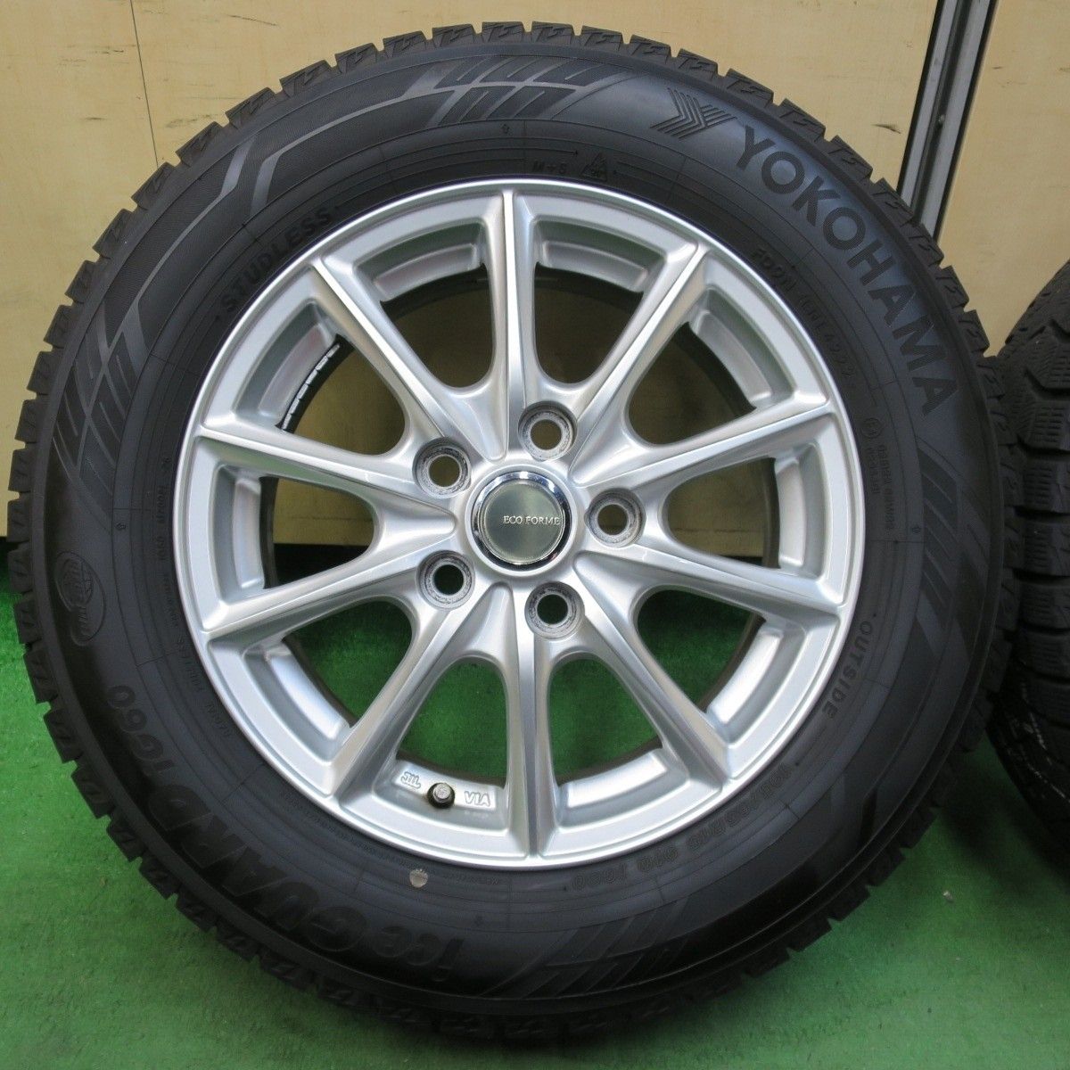 車 バリ溝！22年！キレイ！9.5分☆スタッドレス 195/65R15 ヨコハマ
