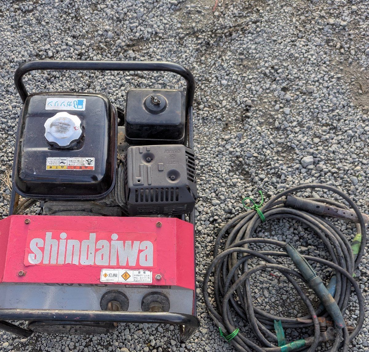 新ダイワ小型４サイクルエンジン溶接機EW130 溶接ケーブル