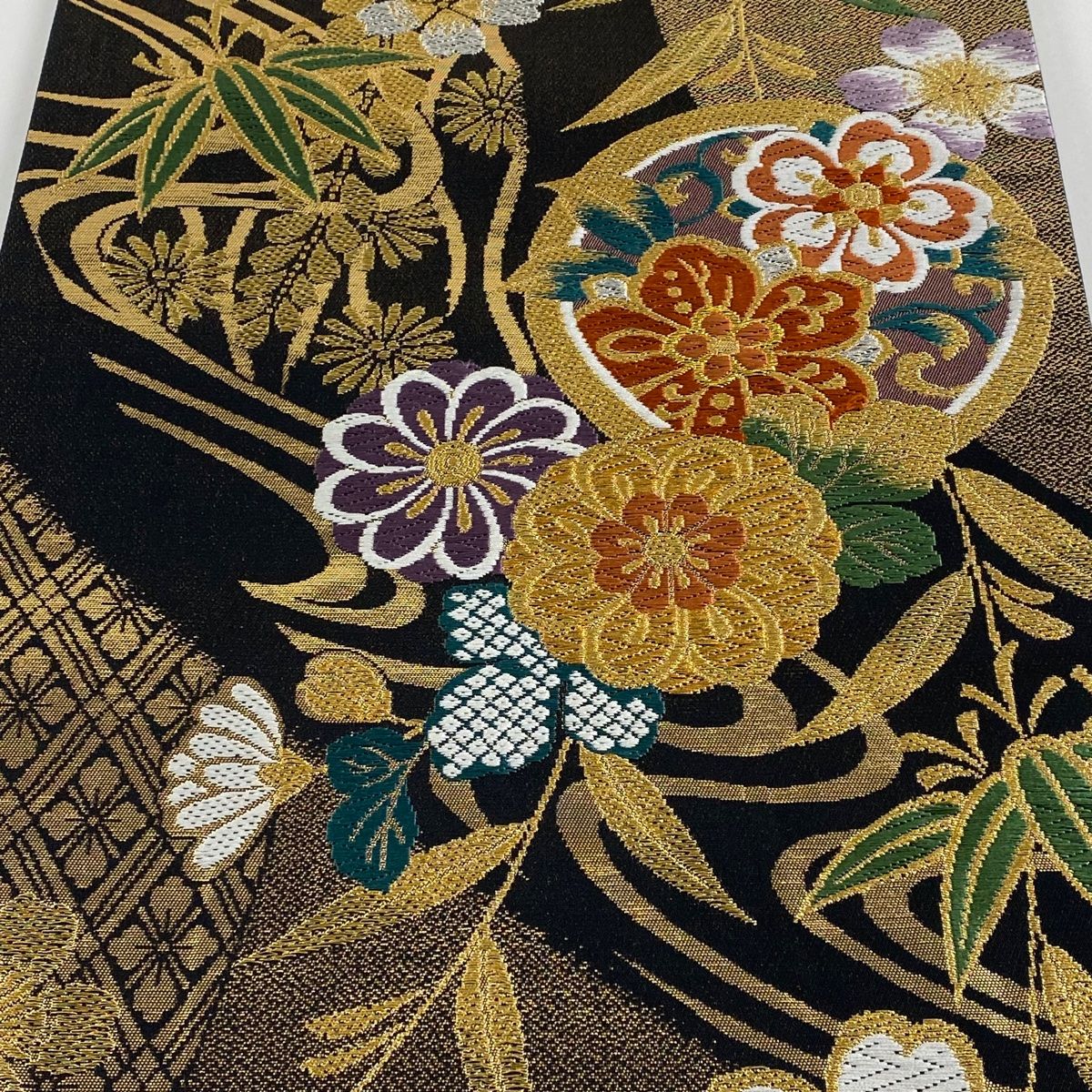 袋帯 秀品 振袖向き 草花 流水 金銀糸 唐織 墨色 六通 正絹