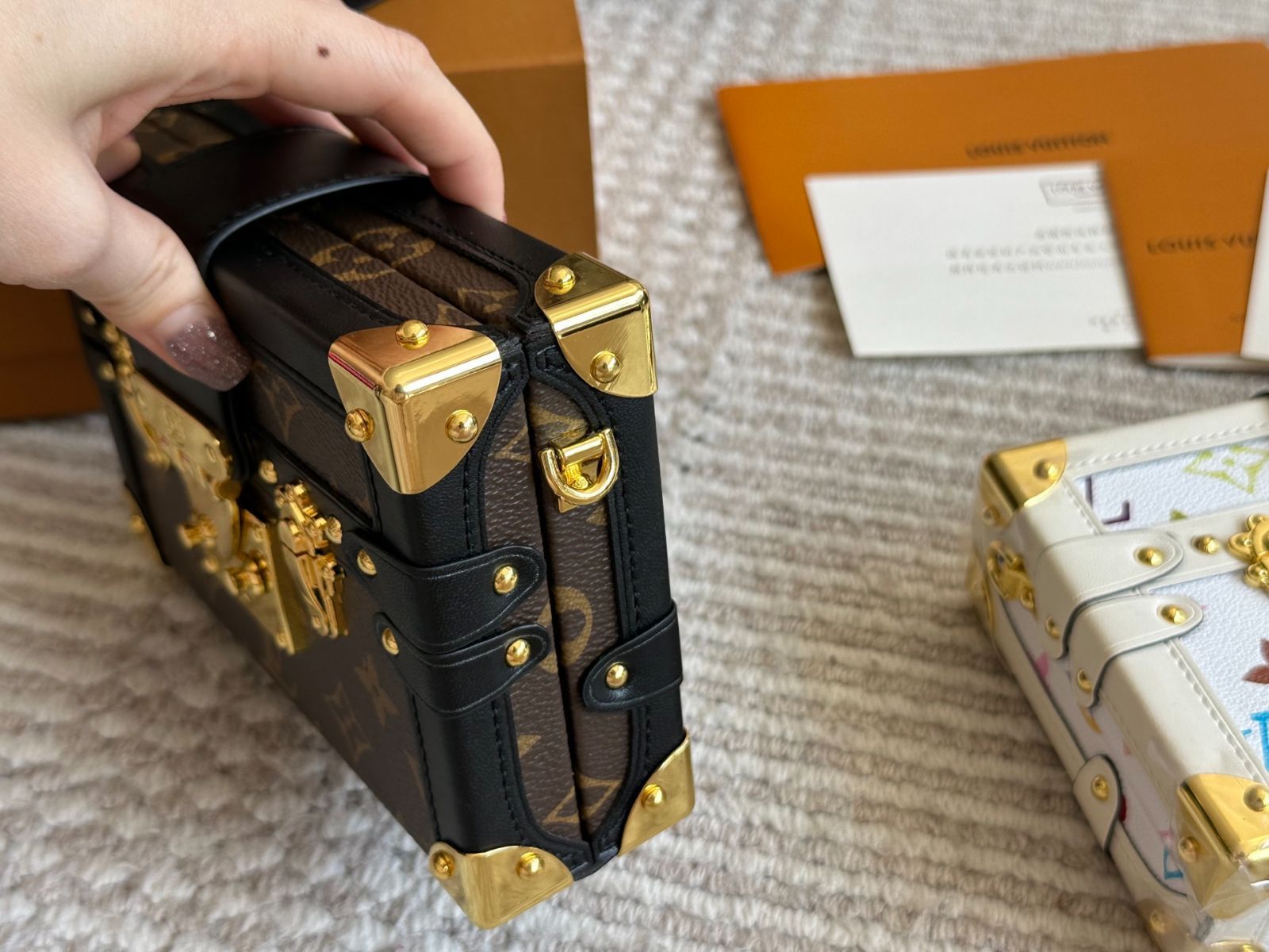 LOUIS VUITTON トランクボックスバッグ - コンパクトサイズ (19×12cm 
