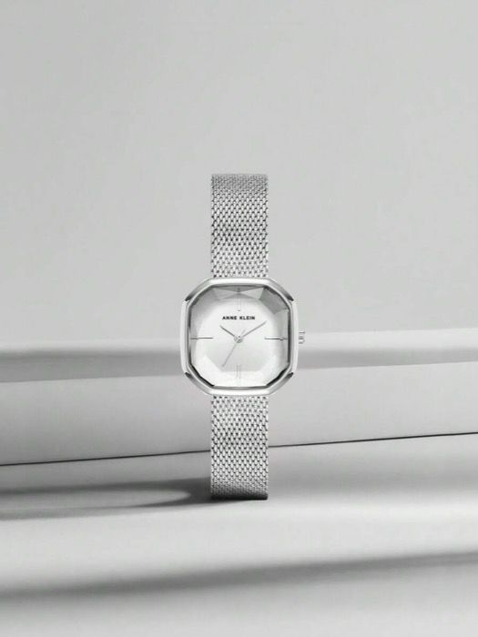 腕時計 レディース クォーツ レディース シルバートーン ヴィンテージ スモールスクエアウォッチ レディース カジュアル ステンレススチール メッシュブレスレットウォッチ アナログドレスクォーツ腕時計 レディース