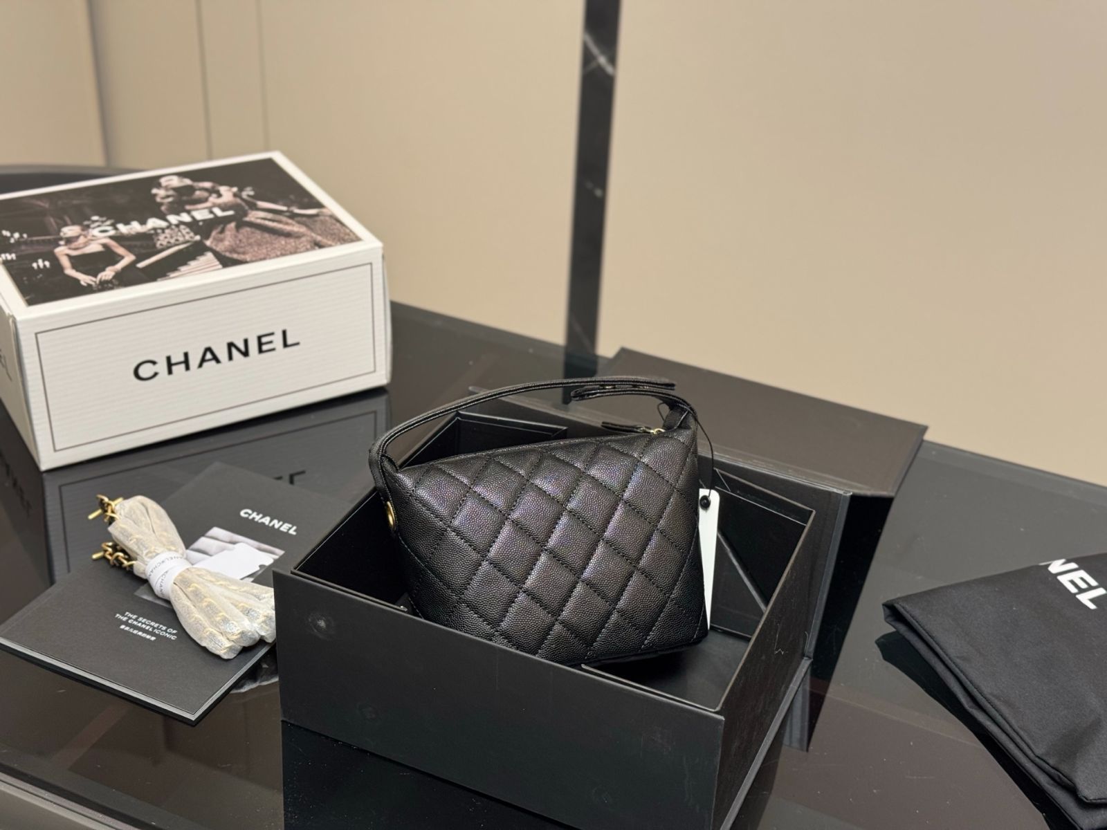 【入荷極小】CHANEL メティエダール限定 ホーボーバック ウール 今日特価】Chanel M?tiers d'Art Hobo Bag シャネル メ