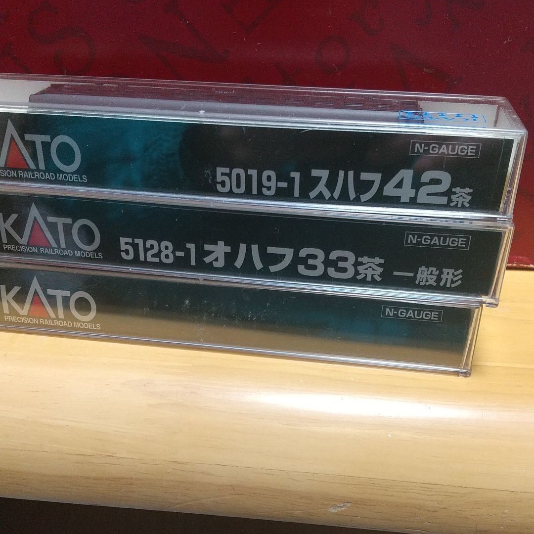 KATO/茶色旧型客車3両、室内灯つき - メルカリ