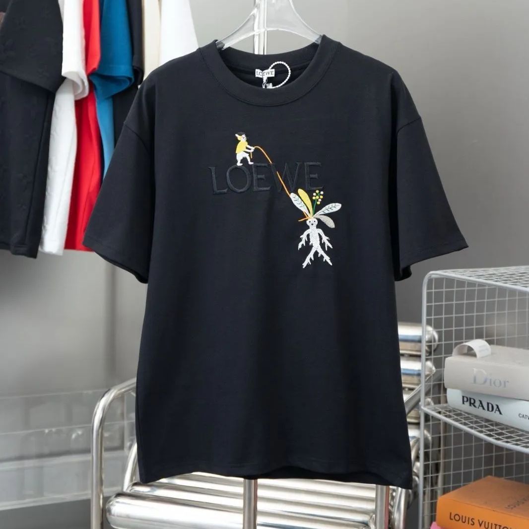 LOEWE ブラック グラフィックTシャツ - メルカリ