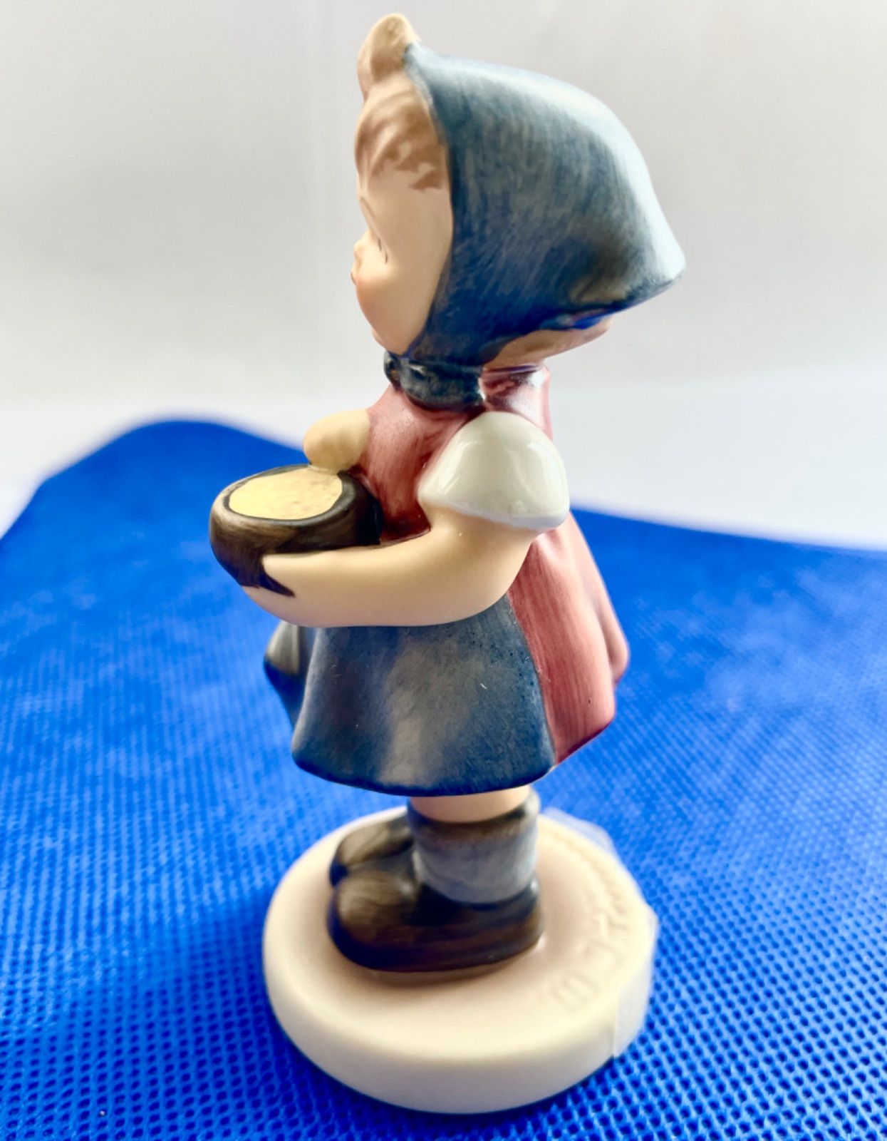 フンメル陶器人形 ゲーベル #036 Hum629 限定生産品 廃盤 希少 - メルカリ