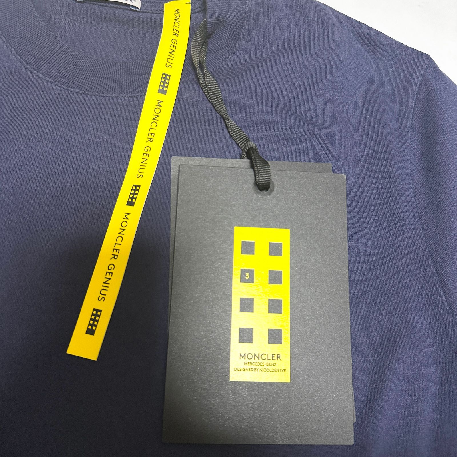 MONCLER ペイントMAGLIA T-SHIRT サイズM 少し訳あり MONCLER ペイントMAGLIA T-SHIRT サイズM 少し訳あり - メルカリ