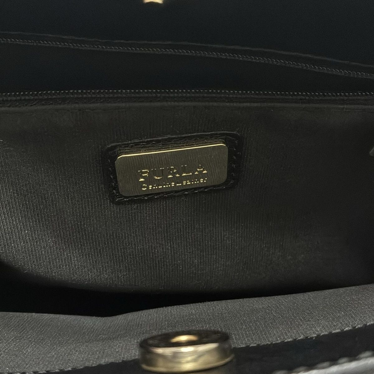 FURLA(フルラ) ハンドバッグ - 244937 黒 レザー - メルカリ