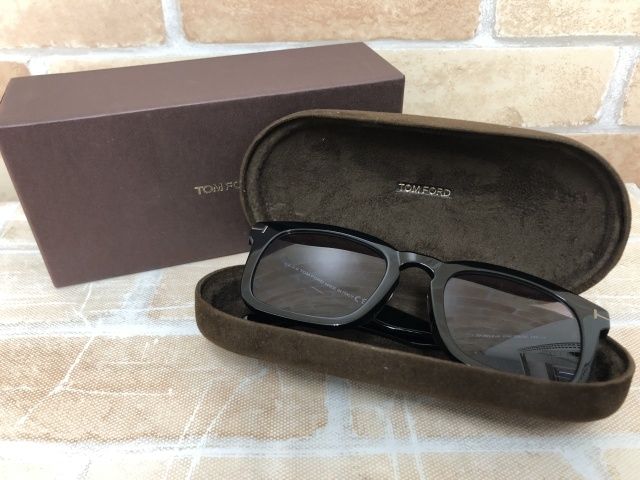 テ*ナ様 TOM FORD ブラック サングラス ケース付き TOM FORD】トムフォード 正規品 サングラス マットブラック UV