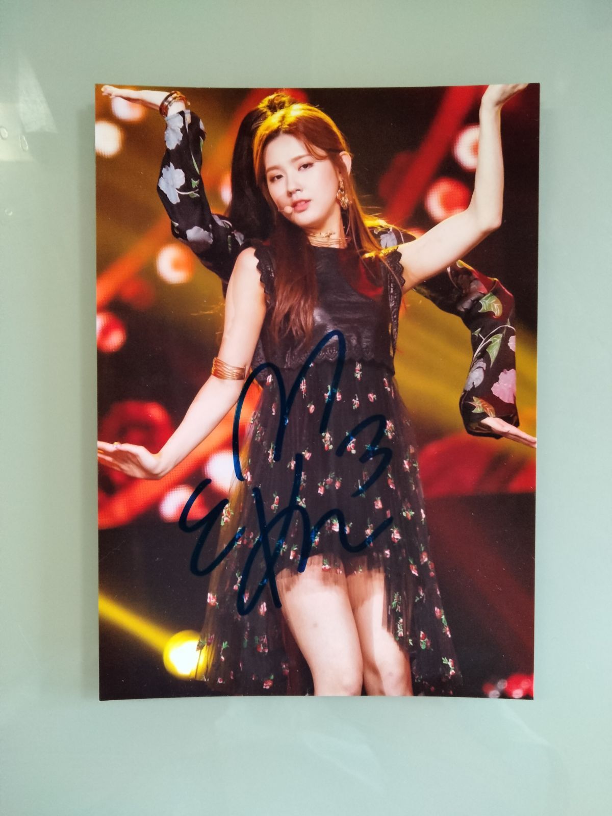 ミヨン直筆サイン入り2Lサイズ写真‥アイドルゥ…Cho Mi-yeon… ミヨン直筆サイン入り2Lサイズ写真‥アイドルゥ…Cho Mi-yeon