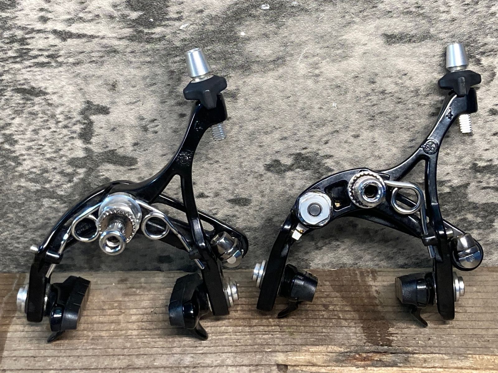 JI983 カンパニョーロ CAMPAGNOLO レコード RECORD TITANIUM 前後ブレーキセット