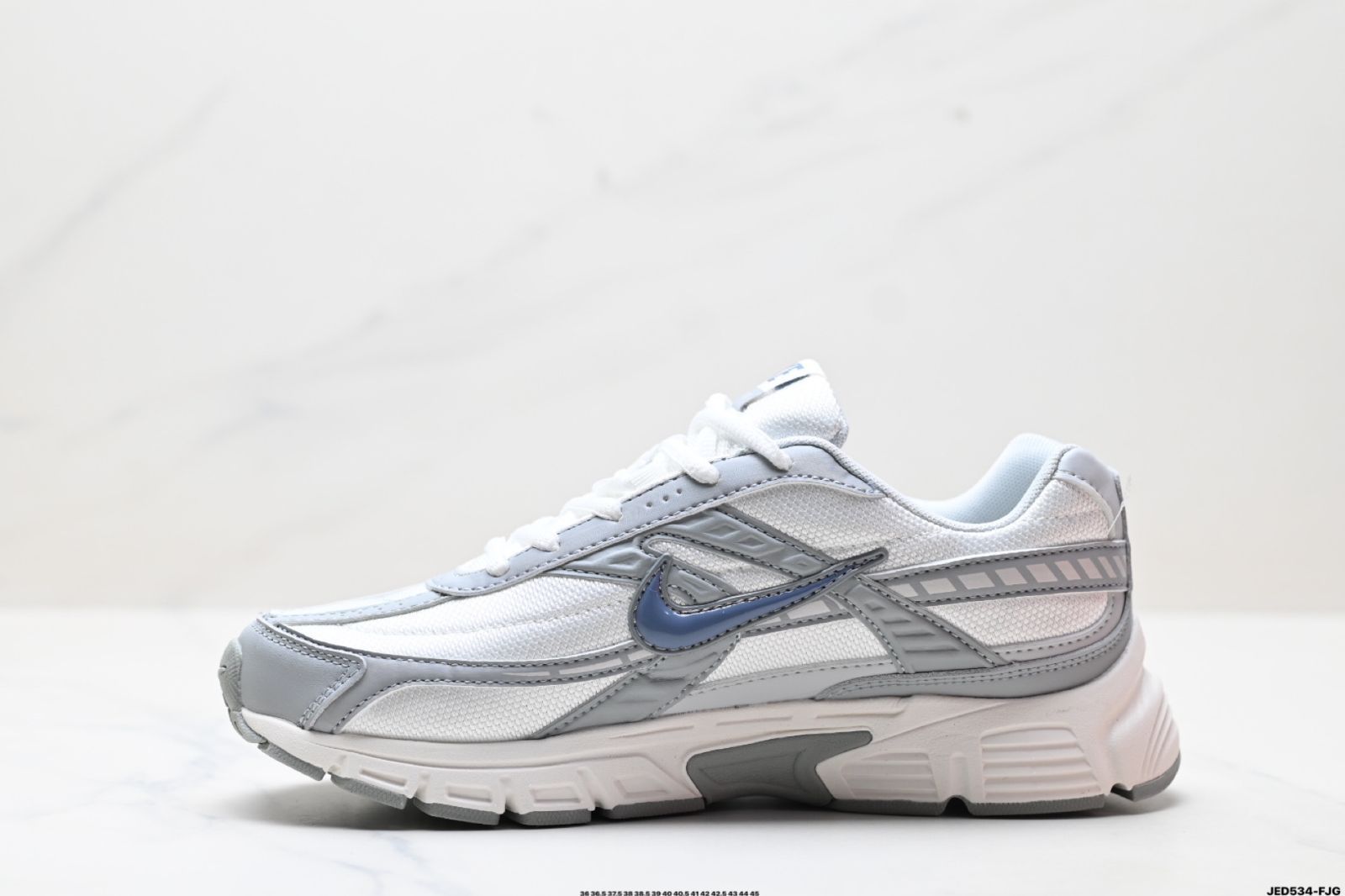 今日特価】ナイキ Nike Initiator 快適でマッチングしやすく