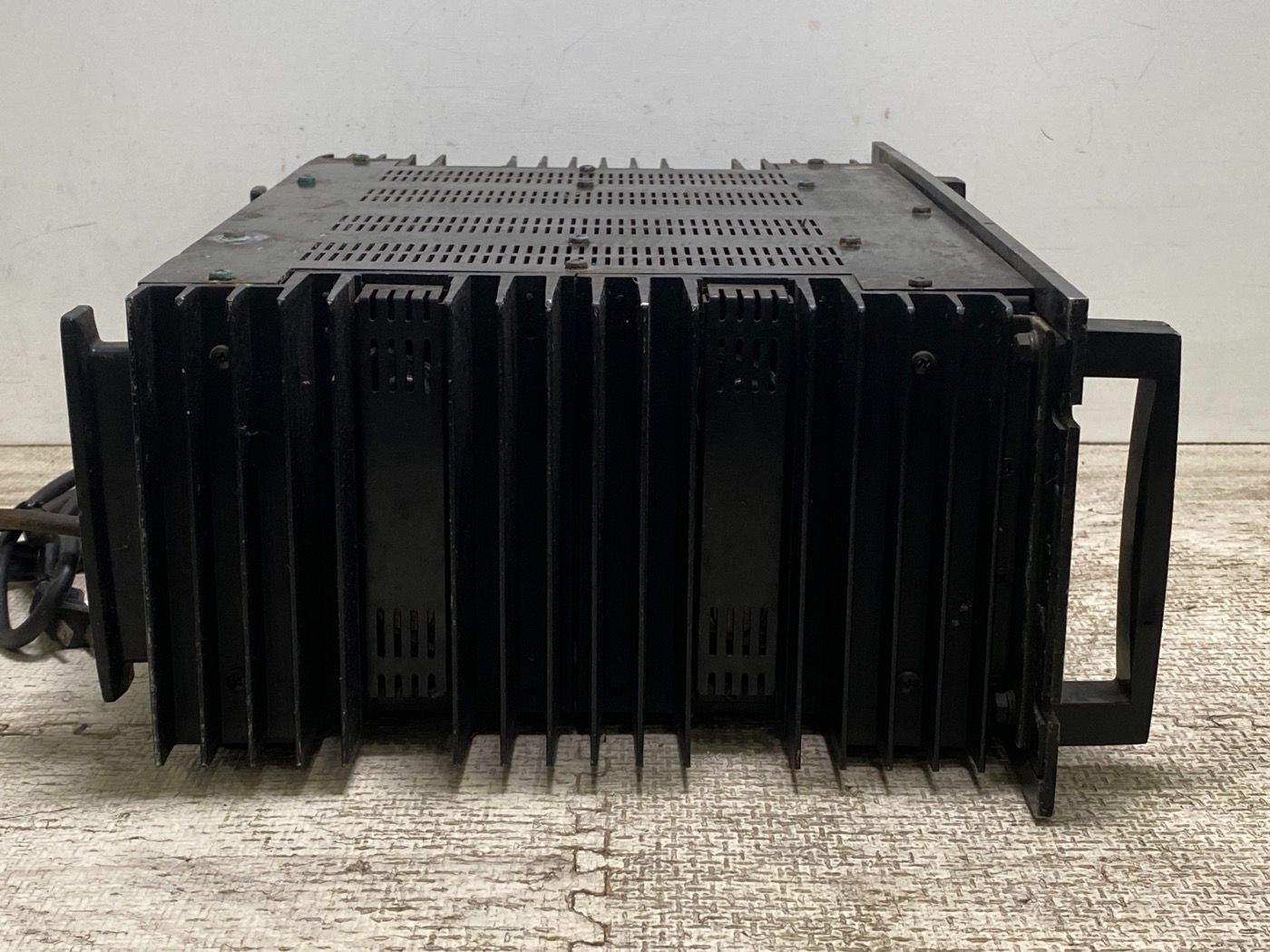 YAMAHA パワーアンプ P-2200 ジャンク品 - メルカリ