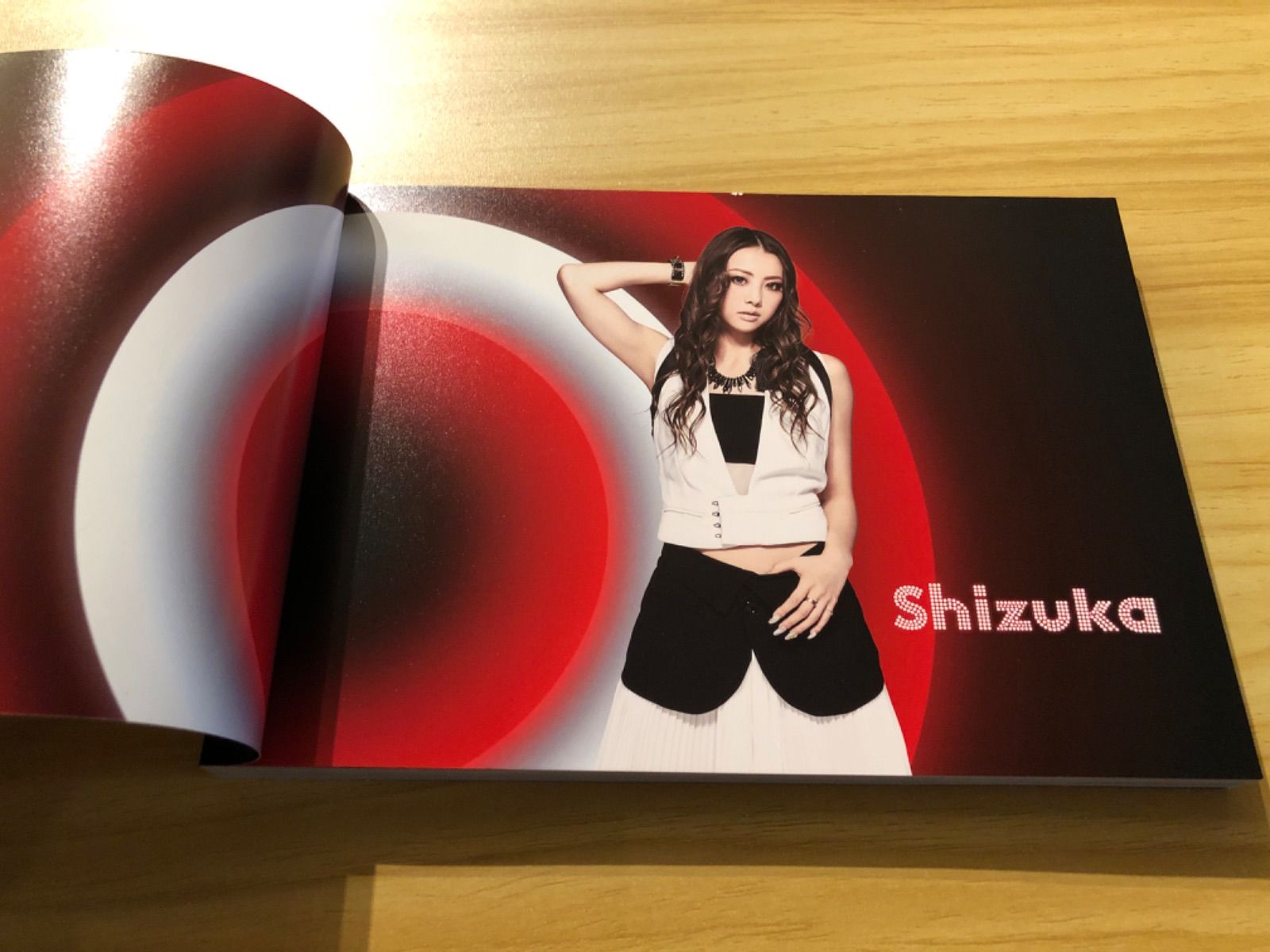 中古] E-girls E.G. CRAZY フォトブックのみ M00227 - メルカリ