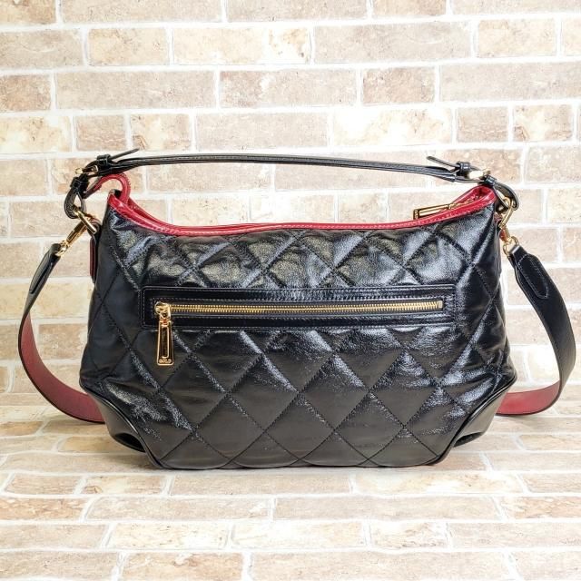 【未使用級】ココセリュックスゴールド　ハンドバッグ　2way キルティング　黒 未使用 ココセリュックス ゴールド ☆ キルティング 2WAY ショルダー