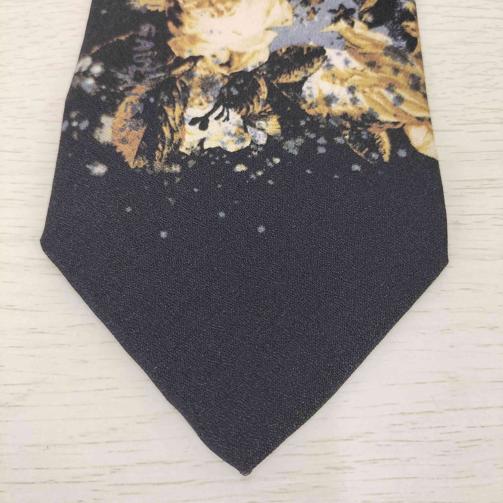 Jean paul GAULTTERネクタイ　花柄 ジャンポールゴルチエ オムJean Paul GAULTIER HOMME シルク