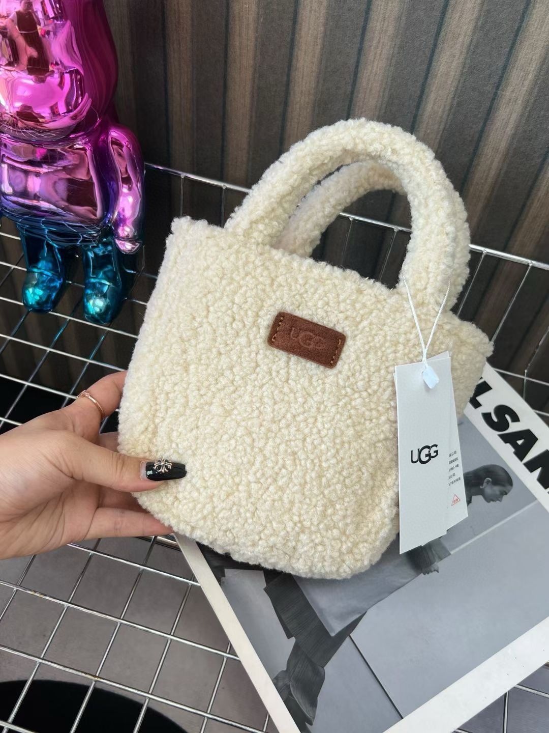 Ugg mariebel mini selling Sherpa bag -new-