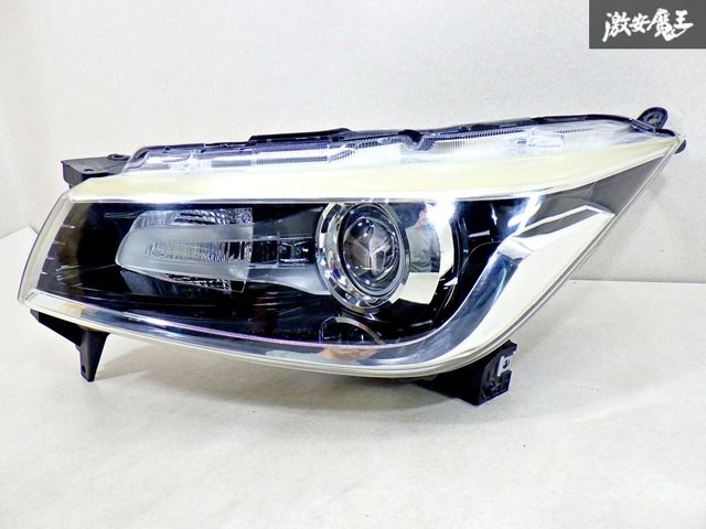 スズキ　ソリオバンデット　ヘッドライト左右セット　MA36S スズキ ソリオ バンディット MA36S 純正 LED 左ヘッドライト