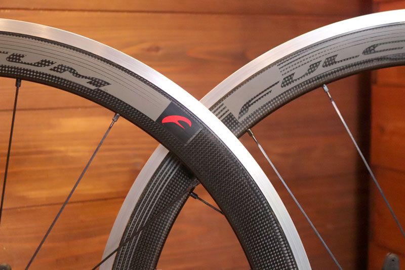 フルクラム REDWIND 美品 カーボンホイール ディープ コスパ抜群のディープリムホイール FULCRUM RED WIND 50 が入荷