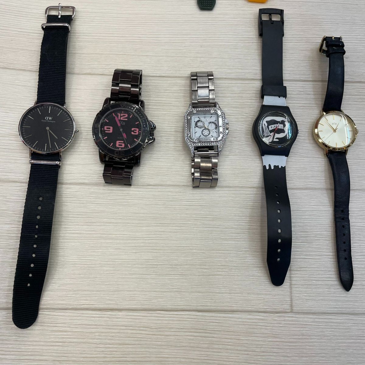 腕時計 ジャンク ワケあり 20点 まとめ売り セット売り G-SHOCK ARMANI