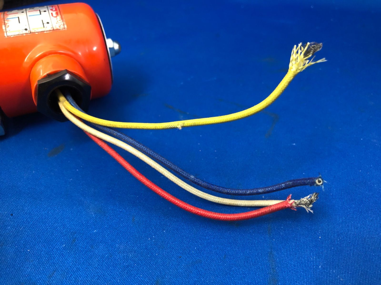 【未使用】ヨシタケ電磁弁　レッドマンDP-10 電磁弁レッドマン 50A | ヨシタケ | DP-100-50A | Joshin webショップ 通販