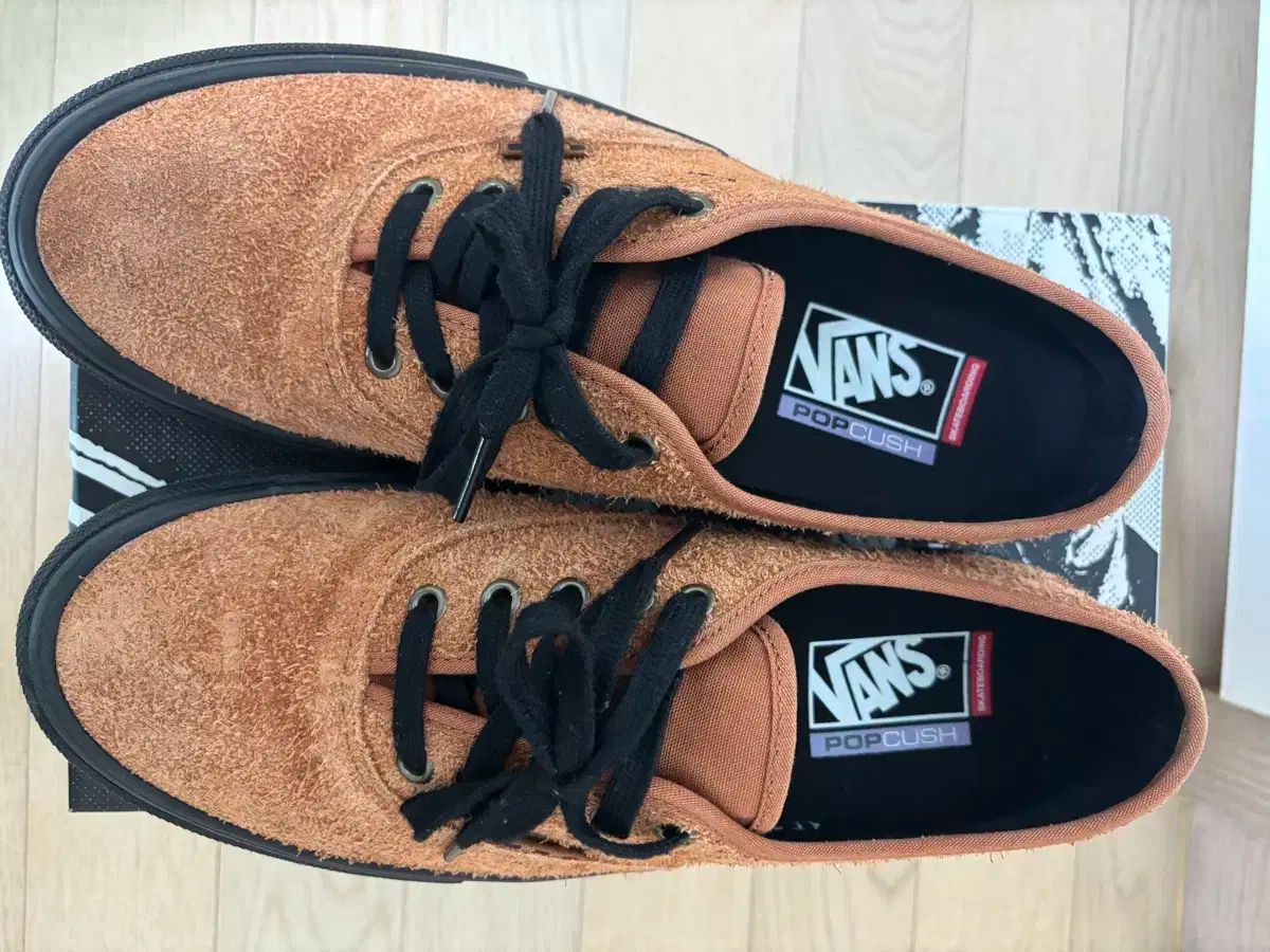 Vansオーセンティック コンフィクッシュ スエード(ブラウン) US8.5 VANS コンフィクッシュ オーセンティック カンガルー スエード