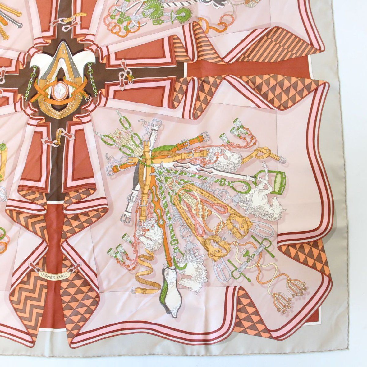 HERMES エルメス カレ 90 スカーフ 鞍職人の花束 シルク100％ ベージュ