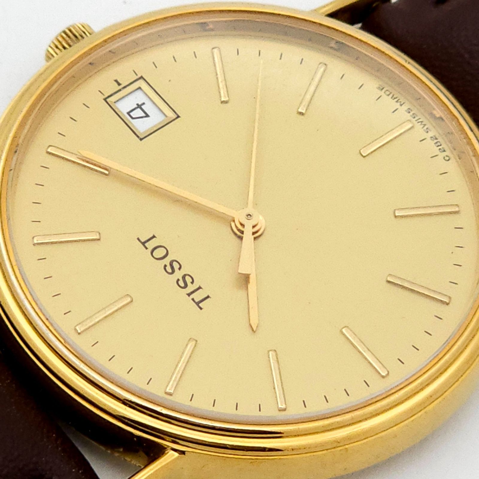 TISSOT ティソ C282・G QZ 動作品 - メルカリ