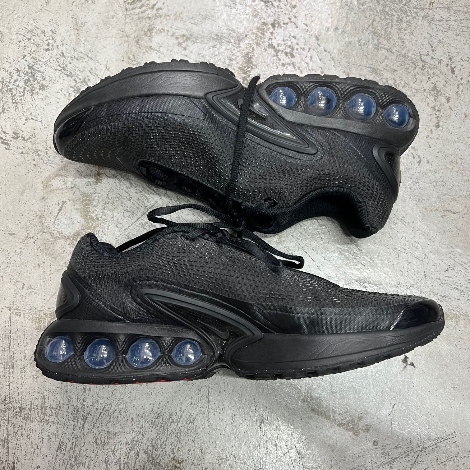 【NIKE】★送料・関税込★ DV3337-006 AIR MAX DN NIKE AIR MAX DN DV3337-006 トリプルブラック 28cm