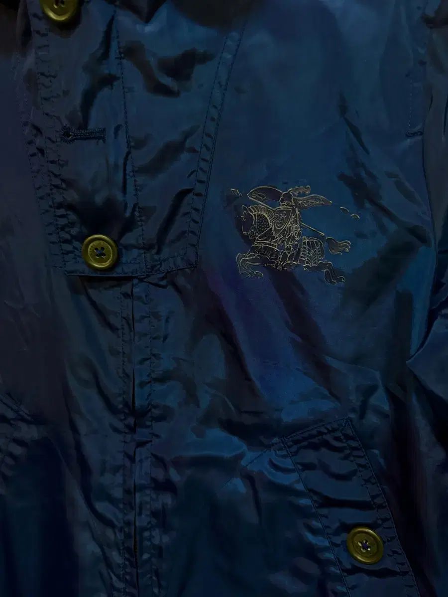 ネイビー フード