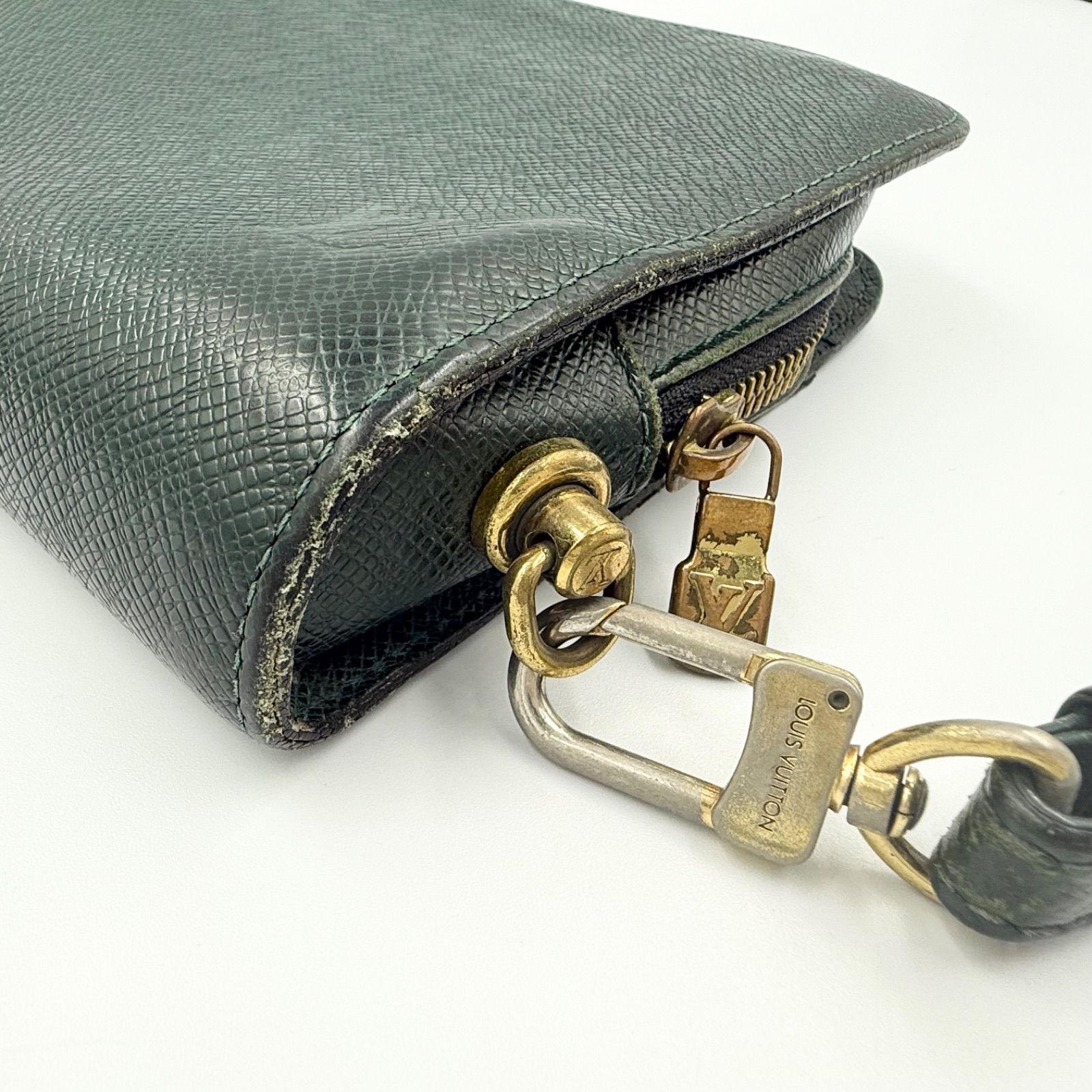 ルイヴィトン　セカンドバッグ LOUIS VUITTON メンズバイカル タイガ セカンド 【公式通販】