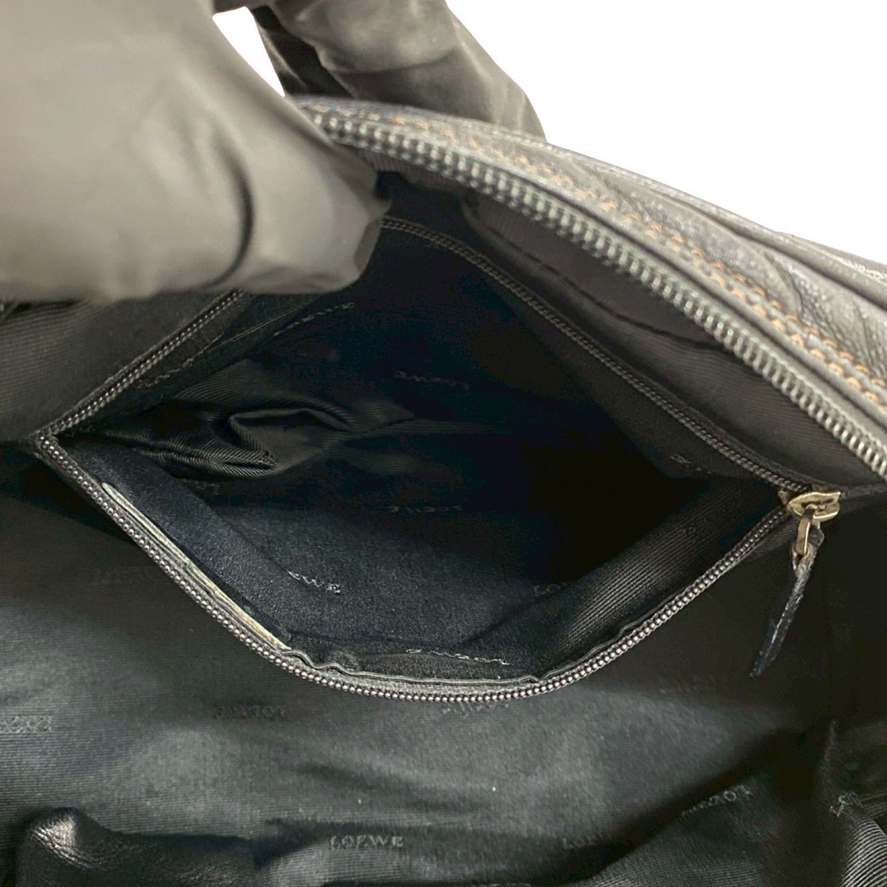 LOEWE　ロエベ　ボストンバッグ　レザー　デカロゴ　ロゴ　金具　ゴールド LOEWE - 人気♡アナグラム♡デカロゴ♡ナッパレザー♡LOEWE