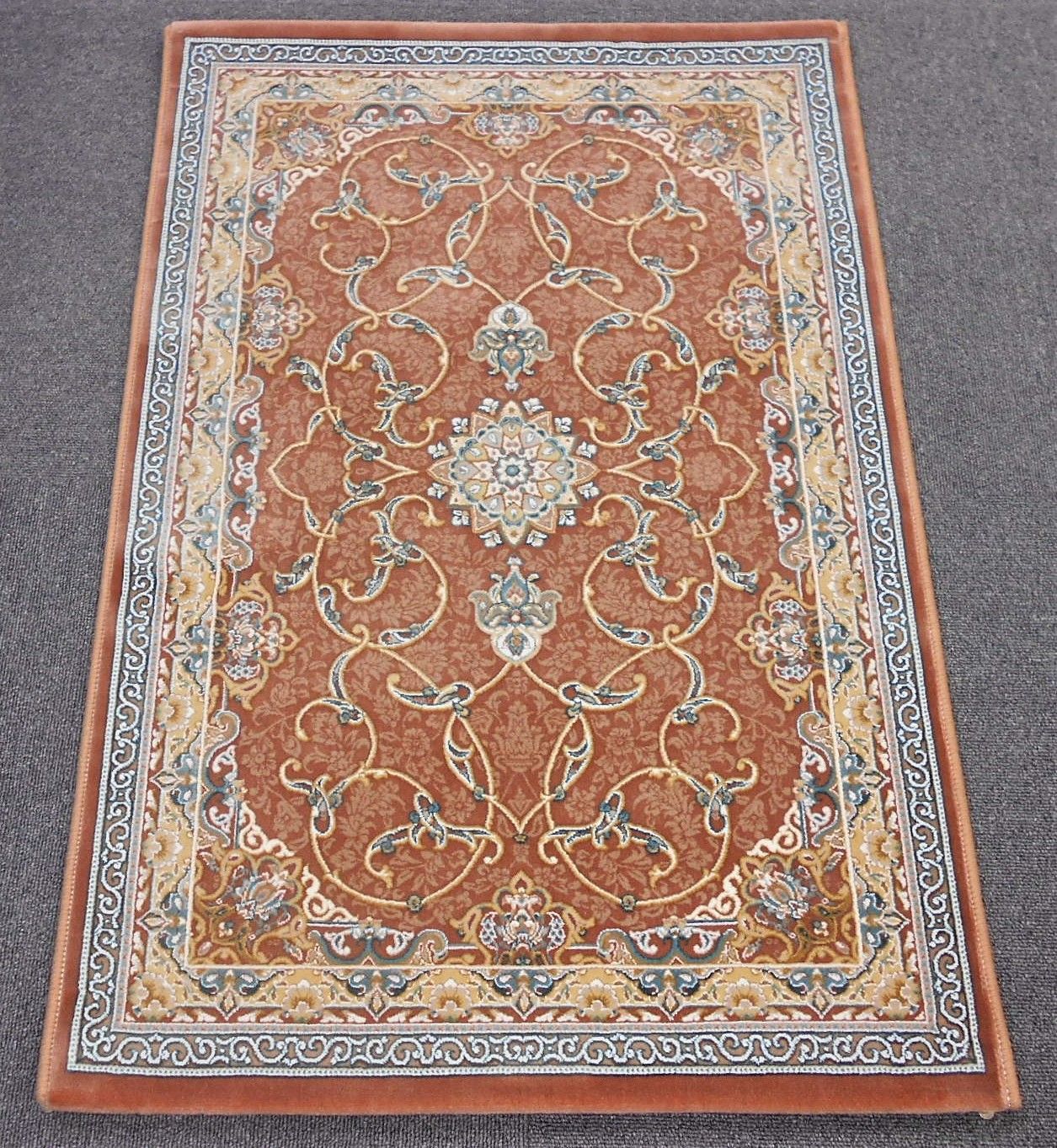 高密度、立体柄 絨毯 本場 イラン産 60×90cm-200471 - メルカリShops