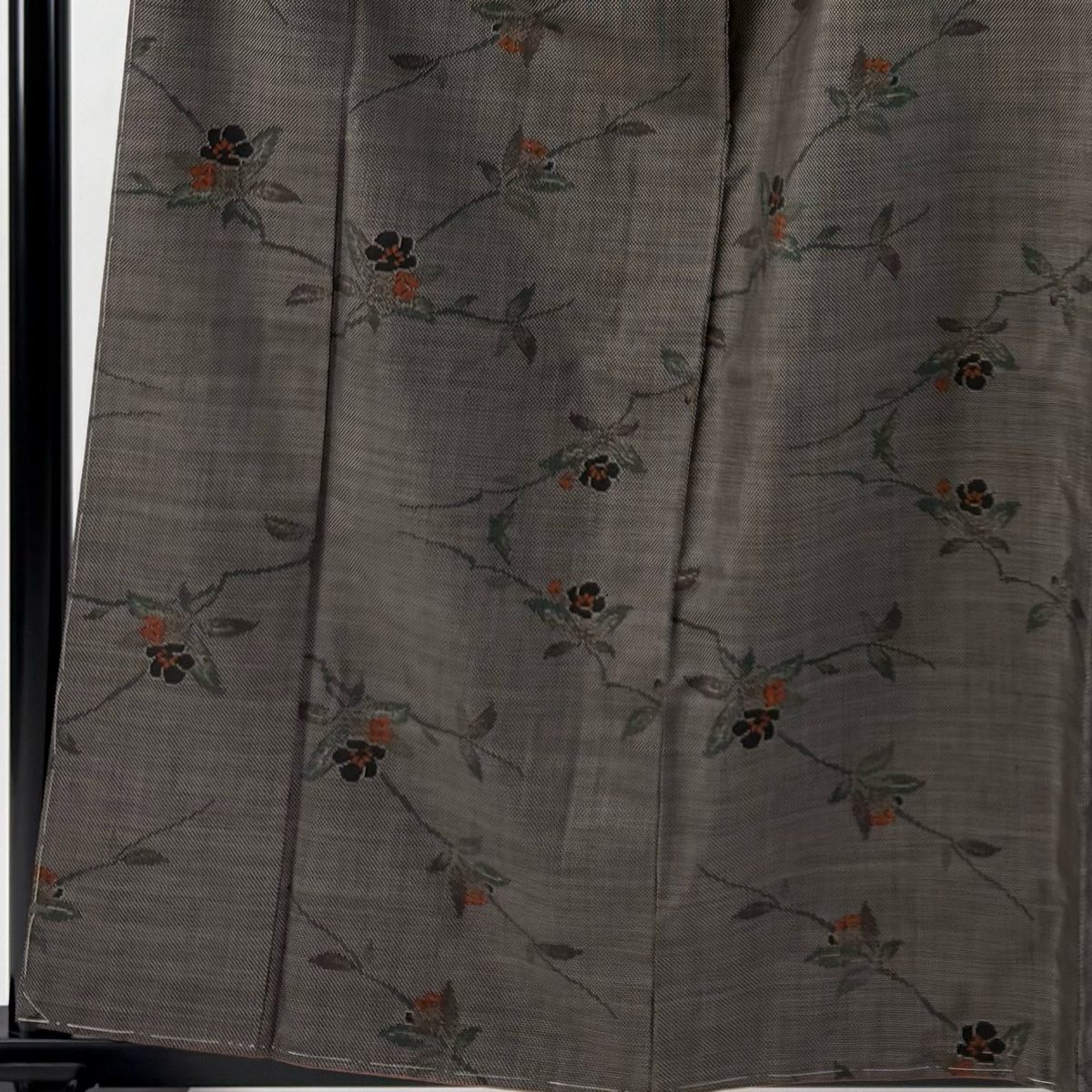 紬 身丈160cm 裄丈64.5cm M 袷 草花 焦茶色 正絹 秀品
