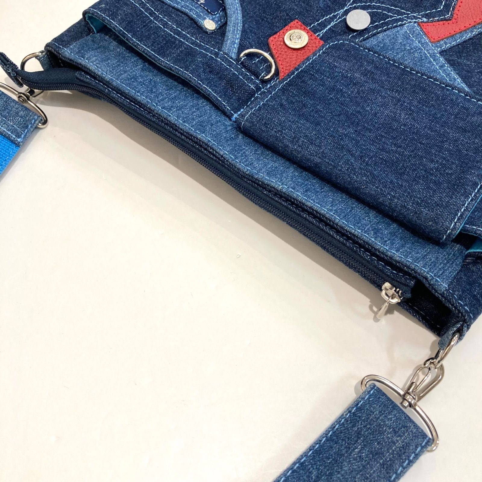 ichinoi イチノイ 京都一の井 リメイクデニム ショルダーバッグ パッチワーク ロゴ入り 参考定価¥38500 ブルー レッド レディース ゴーゴー古着マルイ草加店2250