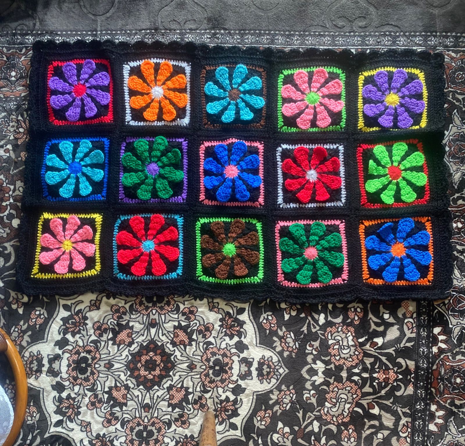 スクエア❣️　マルチマット　マルチカバー　玄関マット　手編み　ハンドメイド スクエア❣️ マルチマット マルチカバー 玄関マット 手編み