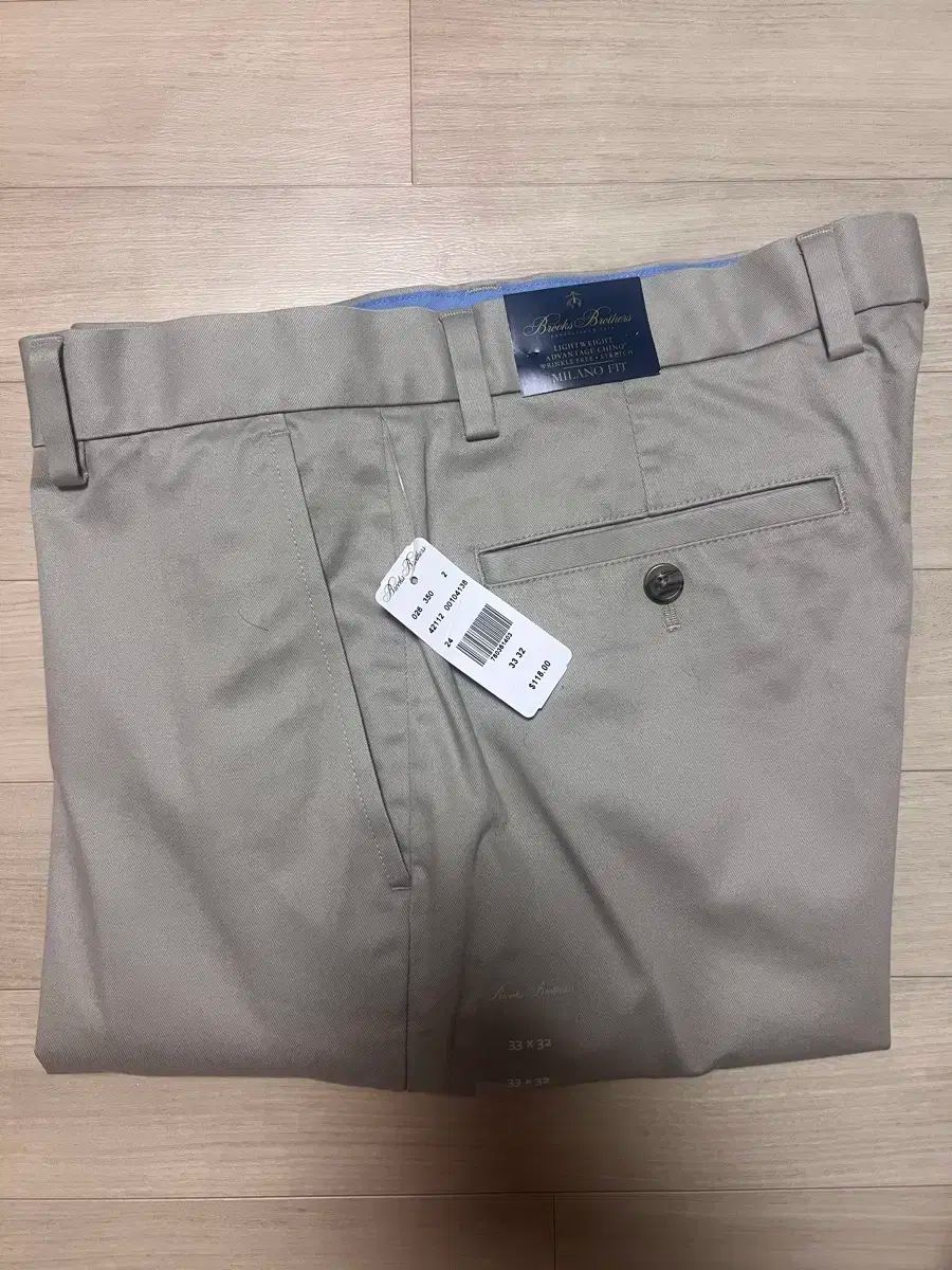 Brooks Brothers ブルックス ブラザーズ ミラノ 33 32
