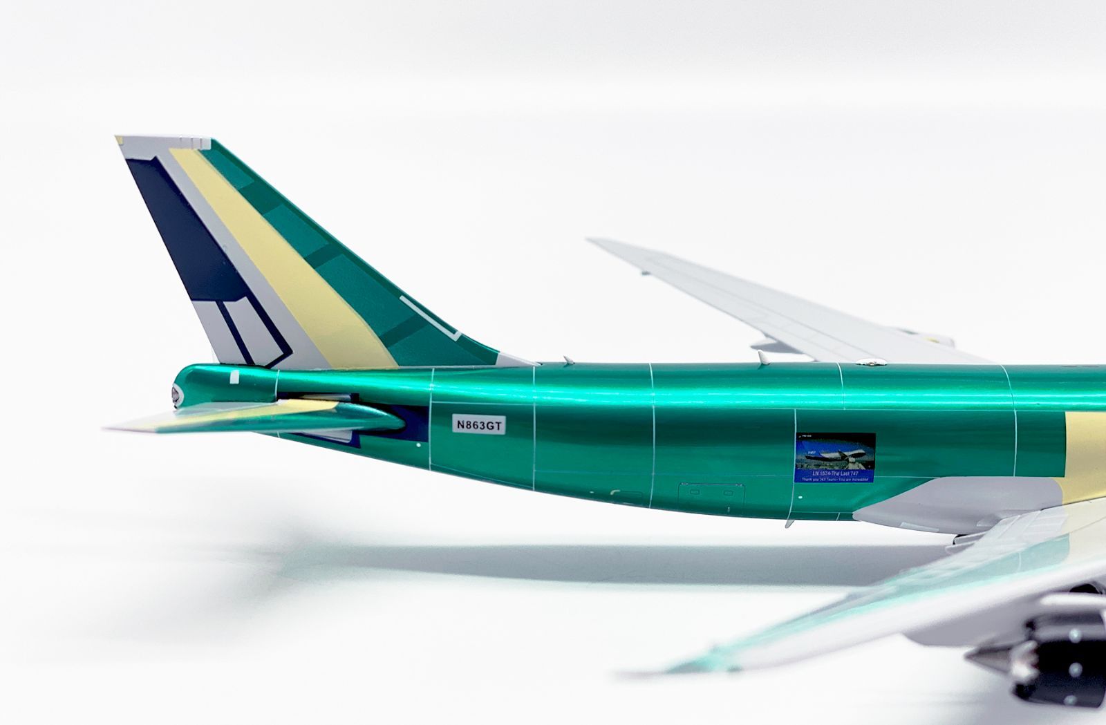SQ Wings 1:200 アトラス航空 B747-8F N863GT SQ Wings Assembly Colors Boeing 747-8F N863GT Flaps Down L2015FD