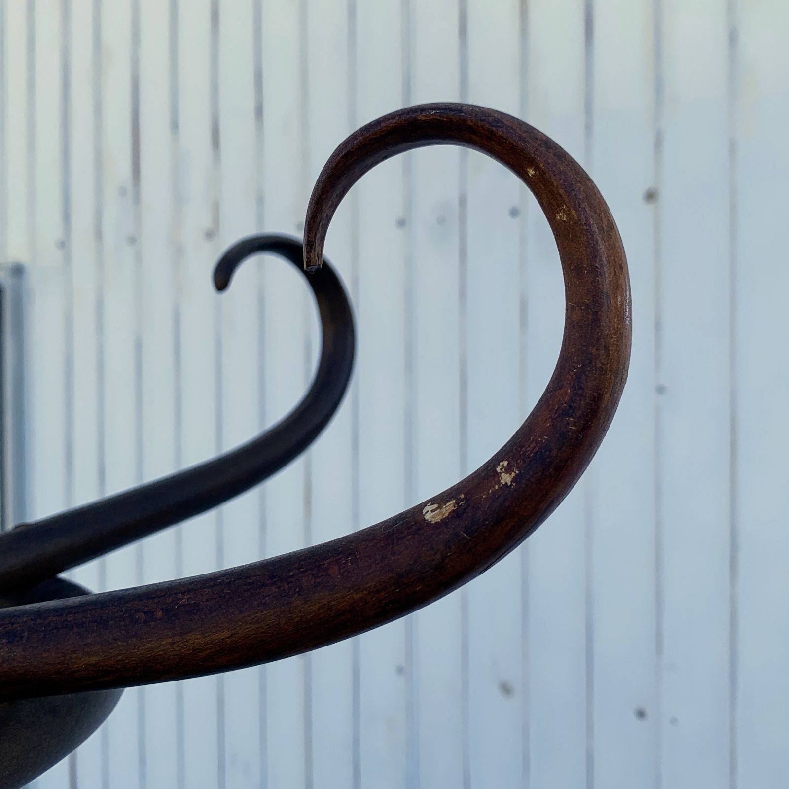 ベントウッド ポールハンガー