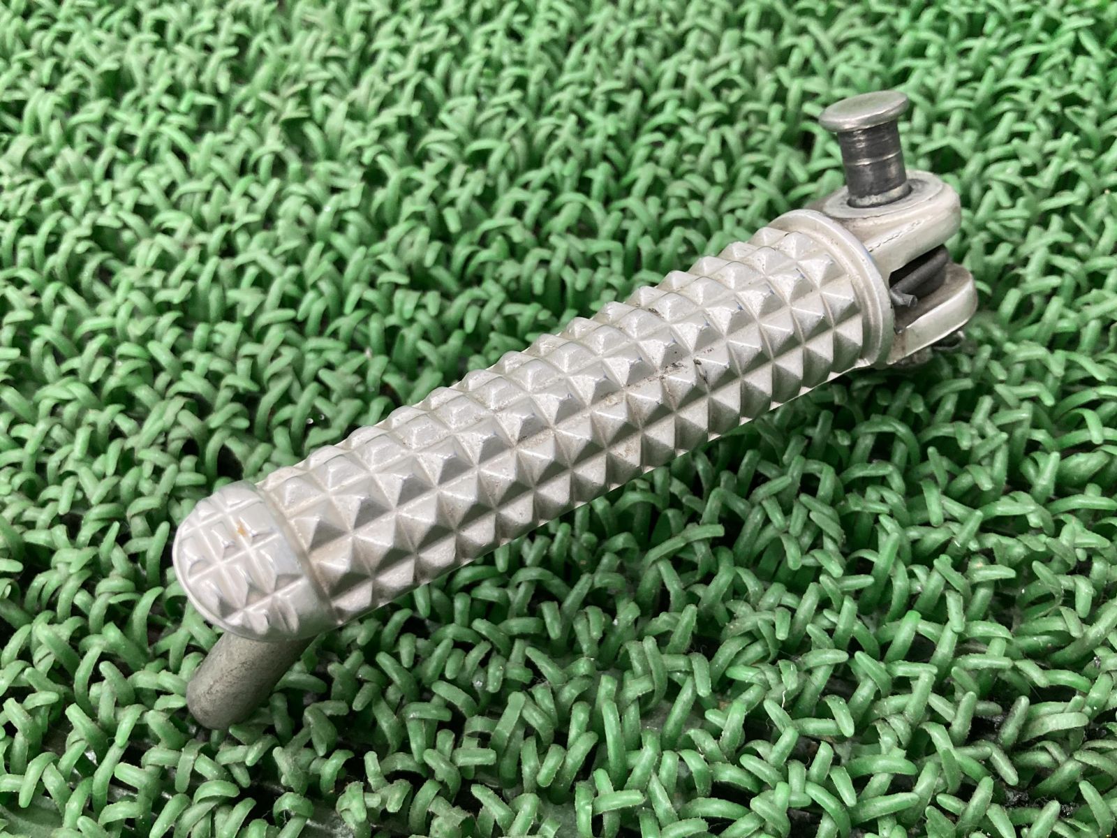 YZF-R6 ステップペグ 左 5SL ヤマハ 純正 中古 バイク 部品 RJ16N RJ15 メインステップ 曲がり無し 品薄 車検 Genuine