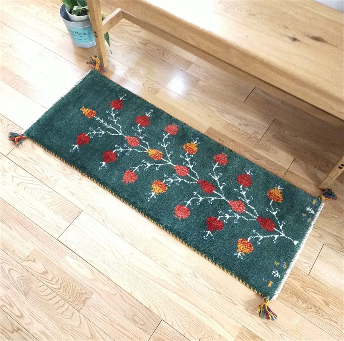 ペルシャ　ギャッベ 玄関　85×57 緑　ザクロの木 ペルシャ ギャッベ 玄関 85×57 緑 ザクロの木 ペルシャ ギャッベ 玄関