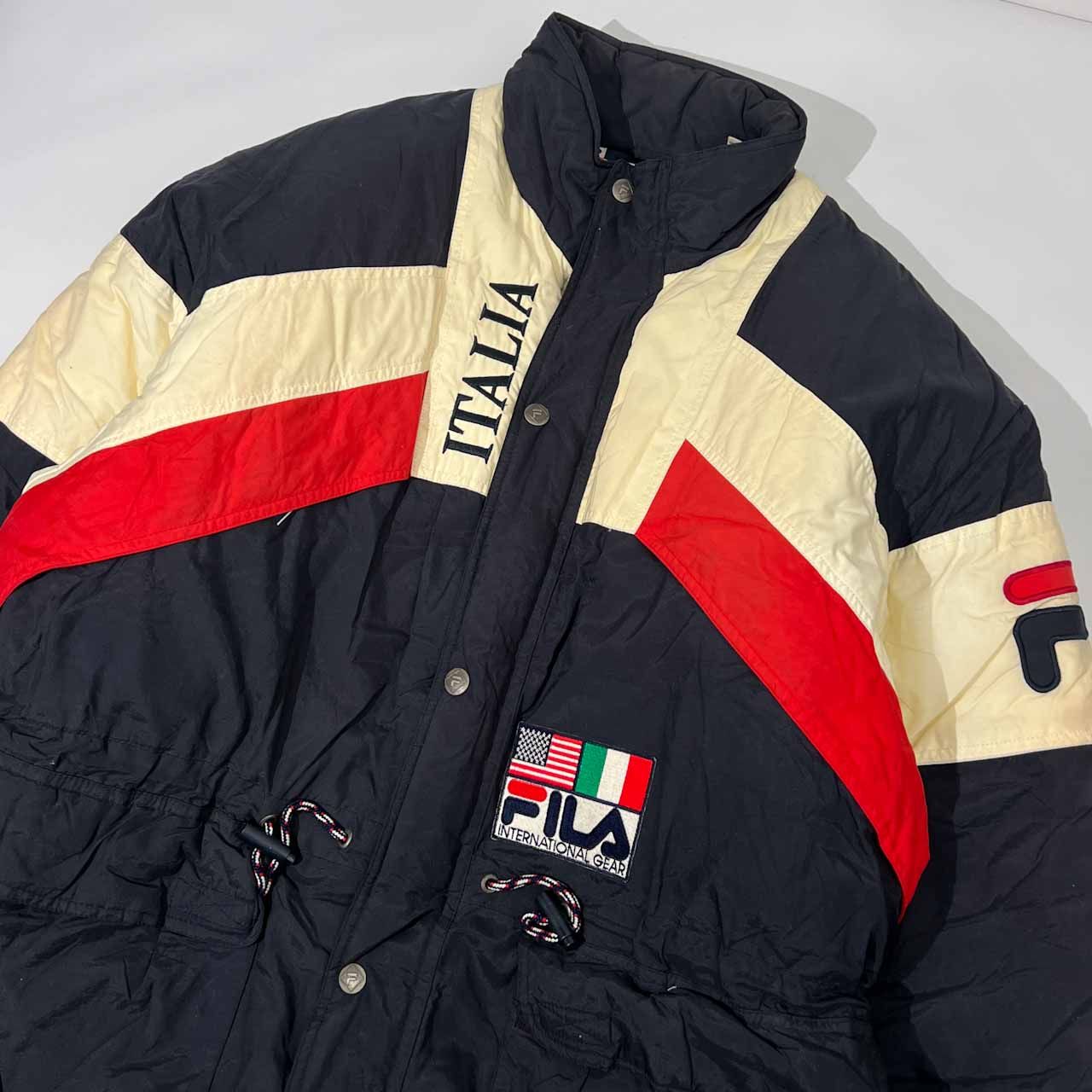 90s FILA ジャケット　中綿 90s FILA フィラ 裏地デザイン 中綿 ビッグ ロゴ スキー ジャケット