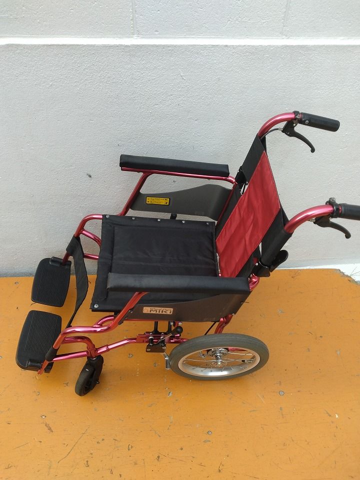 送料無料 一部地域を除く ミキ軽量車いす キャリカル 介助型 PMS-2R KM-25-0917-04